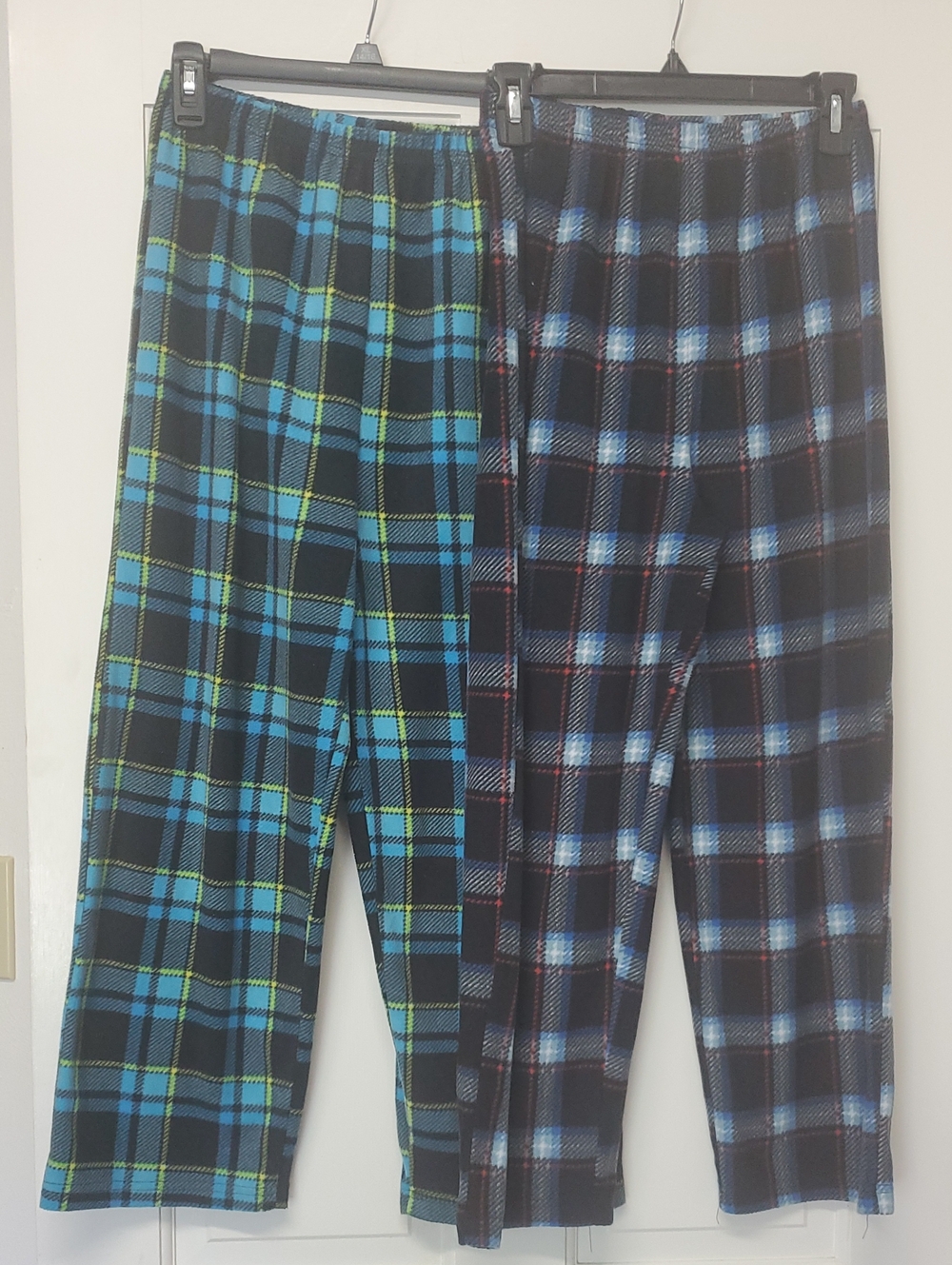 (2) Kids Plaid Fleece Pajama Pants - Blue & Black Size XL (14/16)